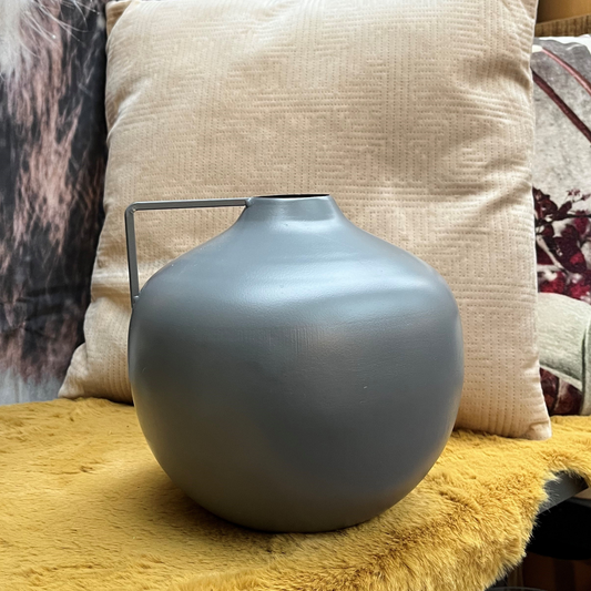 Krug Vase Metall